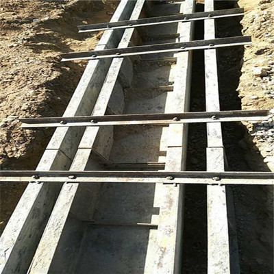 農(nóng)田灌溉水渠建設中的流水槽模板定制與應用